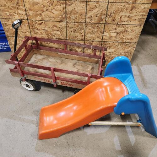 Kids wagon & slide
