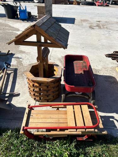 Well, wagon, sled