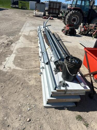 18&rsquo;&rsquo;x12&rsquo;H Overhead door complete w track & hardware