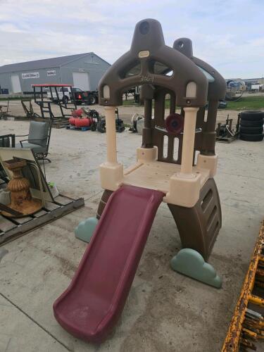 Plastic kids play center 3'W 6'H