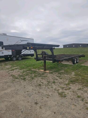 23' Bed 5th wheel trailer, 8000lb winch, 5000lb axles, w ownership