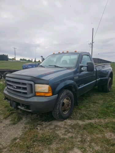 1999 Ford 3500 diesel truck, 251,000km
