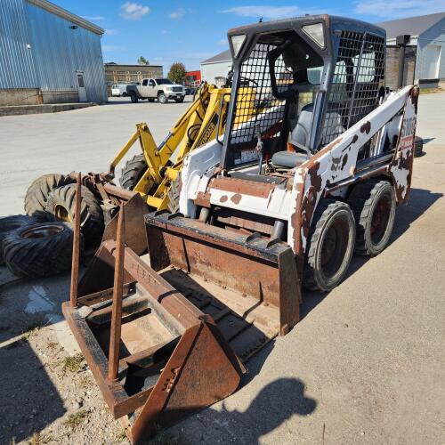 S100 Bobcat diesel Skidsteer w manure fork, bucket, bale fork, 1086hrs, in good running order