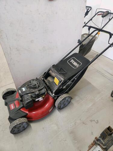 Toro push mower working