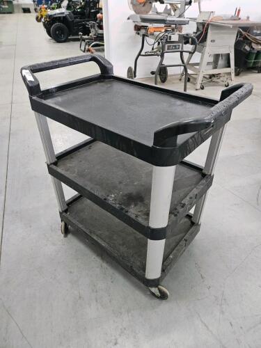 28"L 20"W 34"H Plastic rolling cart