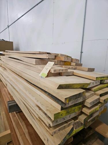 Lift of kiln dried hickory lumber