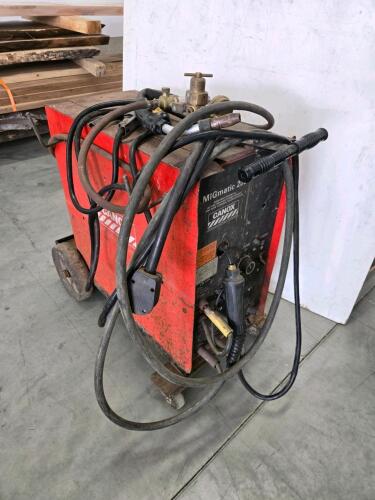 Canox migmatic 200 working mig welder