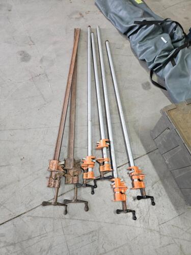 6 4' Clamps