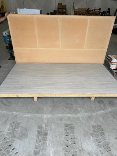 Oak veneer melamine 5&rsquo;x9&rsquo;x3/4&rdquo; 5 sheets + 2 cover sheets