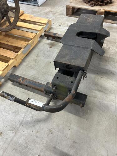 Fifth wheel hitch