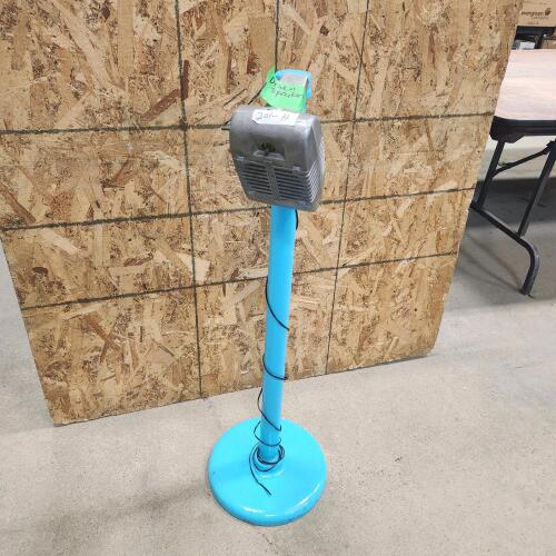 Vintage drive in speaker