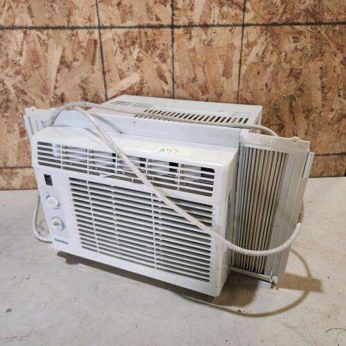 Window air conditioner