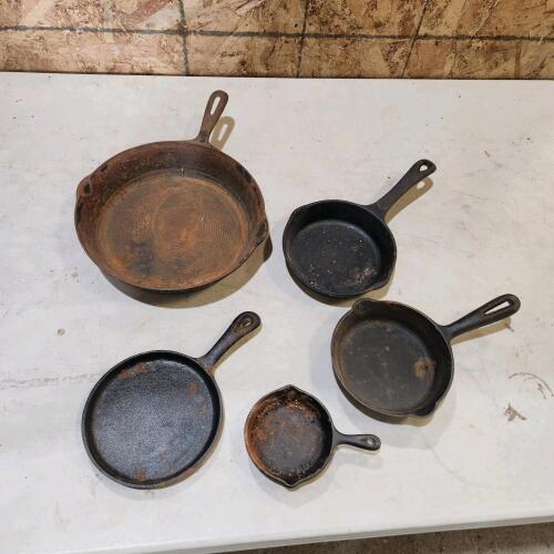 6",10,4" Cast pans