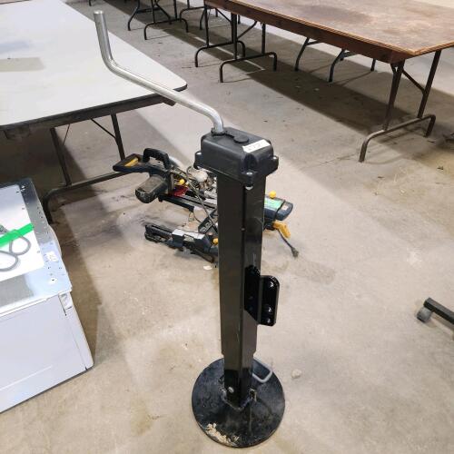 Heavy duty Implement jack