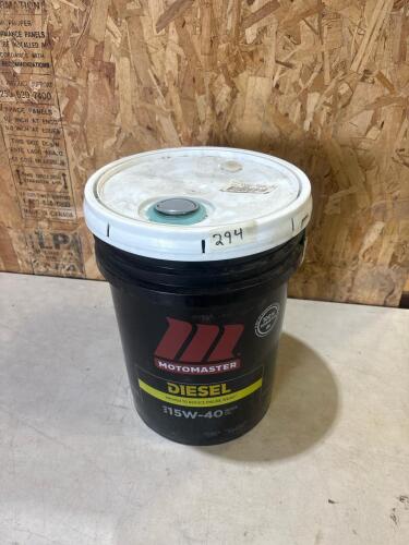18.9L 15w-40 motor oil