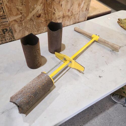Hole digger