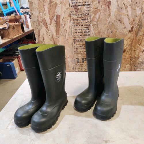 2 sz CSA approved rubber boots