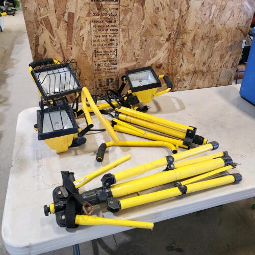 2 Halogen work lights
