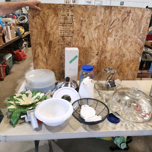 Assorted household items