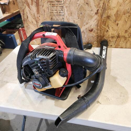 Homelite backpack blower untested as is, hasnt run in awhile