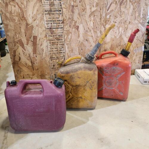 3 Fuel cans