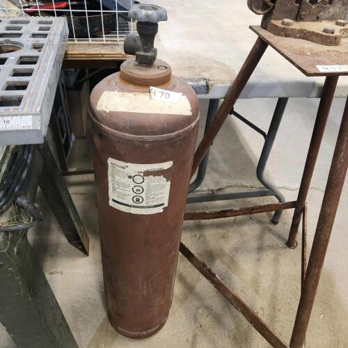 Acetylene tank