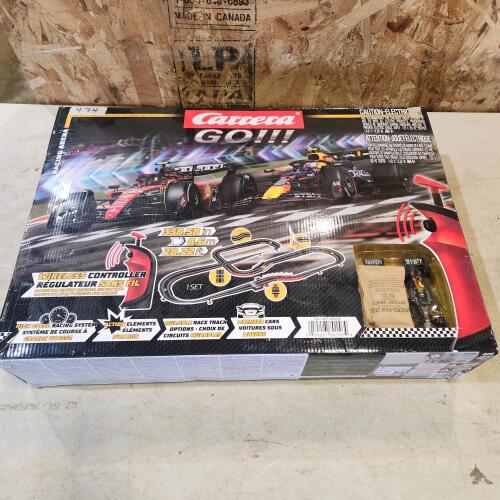 1:43 Scale slot racing game