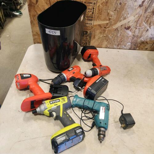 Cordless drills, no charger for the ryobi