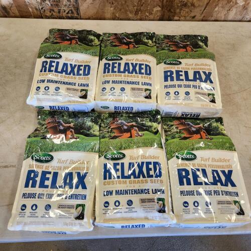 6 Bags of grass seed