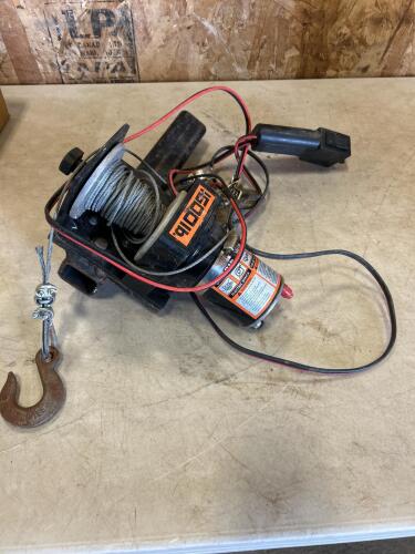 Hitch mount 12v 1500lb winch