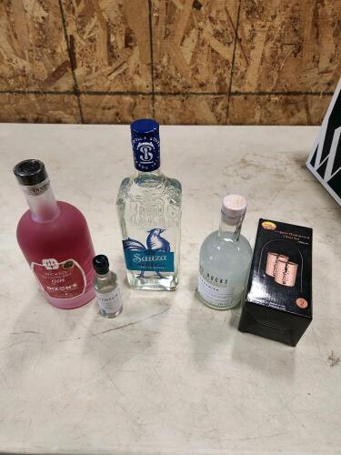 Gin, tequila, Anis liquor, copper cups