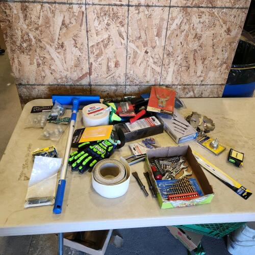 Assorted tools