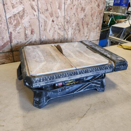 Tile saw