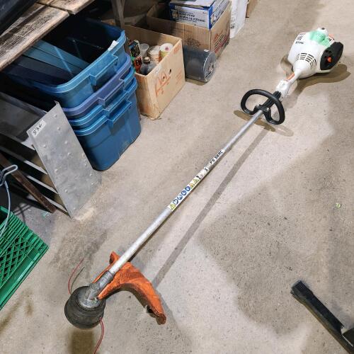 Stihl FS56 String trimmer working