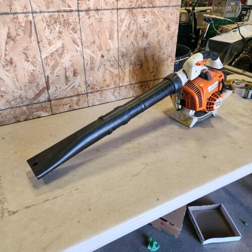 Stihl BG86 leaf blower as is