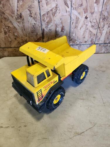 Metal Tonka truck