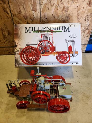 Model tractor