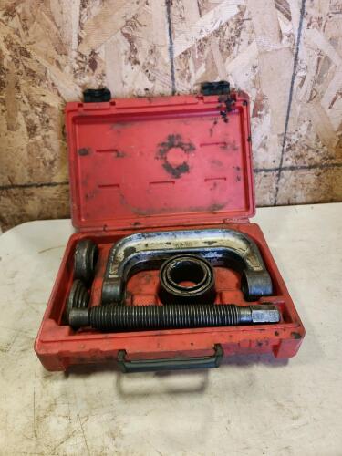 Mac ball joint press