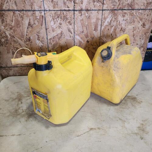 2 5 Gal diesel jugs
