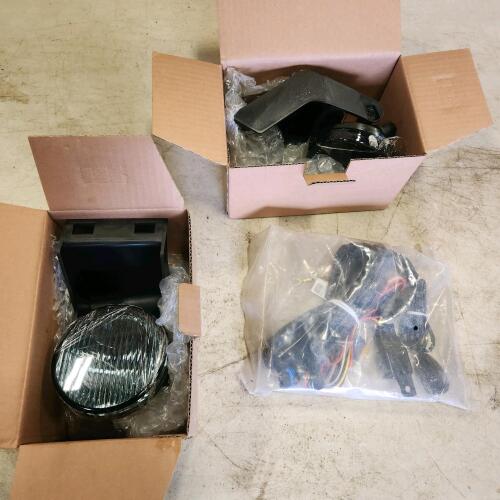 Unused fog light system w wiring harness