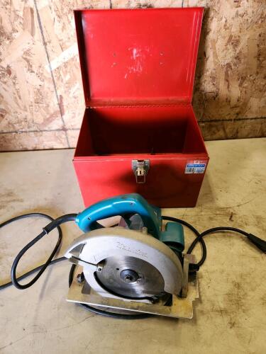 Makita circular saw