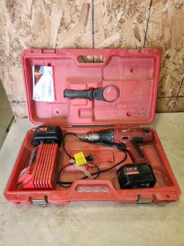 14.4v Milwaukee drill w batteries & charger