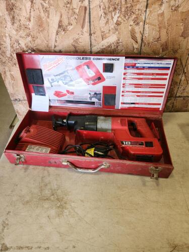 18V working Milwaukee sawzall