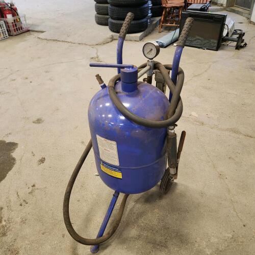 10 Gal Sandblaster