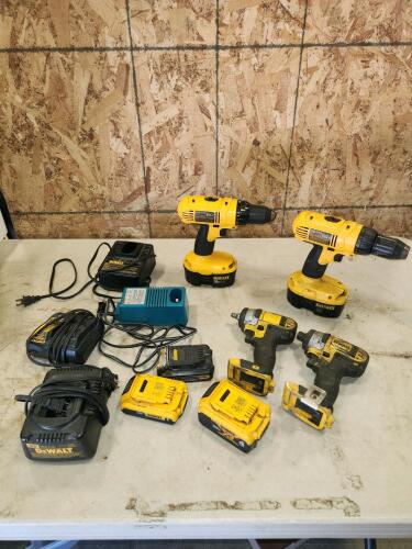 Dewalt 18&20v drills & drivers w batteries & chargers