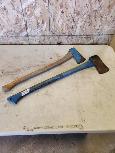 Fibreglass & wooden handled axes