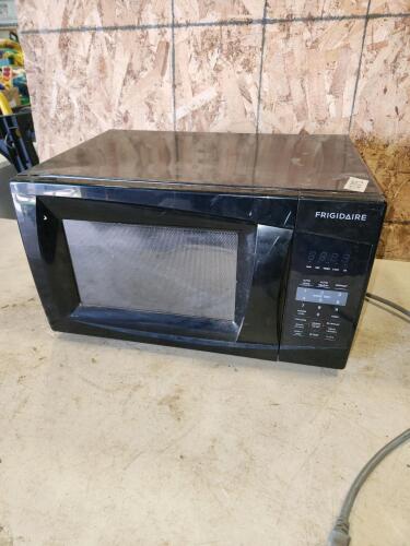 Fridgidaire microwave