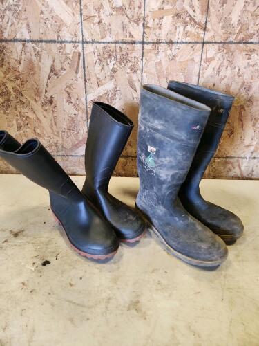 2 Pairs sz 10 Rubber boots