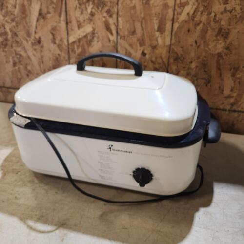 Slow cooker