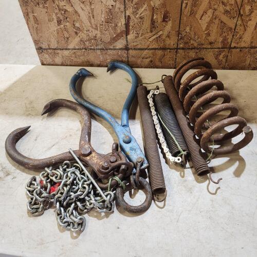 Springs, bale hooks, chain